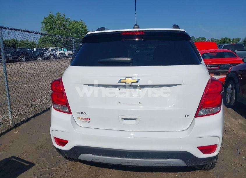 Photo 16 of 2017 Chevrolet Trax LT (VIN KL7CJLSB3HB229862)