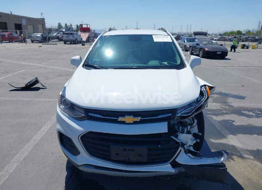 Photo 12 of 2019 Chevrolet Trax LT (VIN KL7CJLSB3KB963960)
