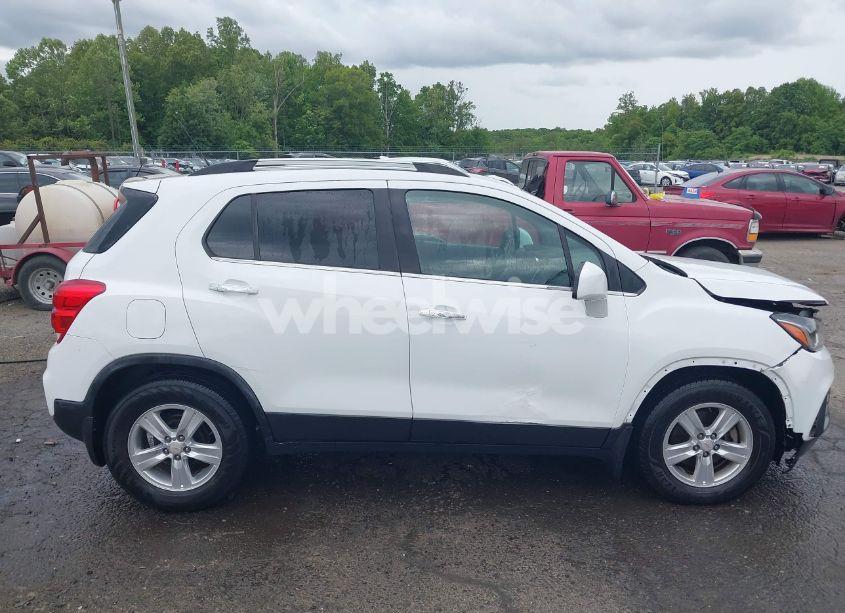 Photo 14 of 2019 Chevrolet Trax LT (VIN KL7CJLSB4KB828096)