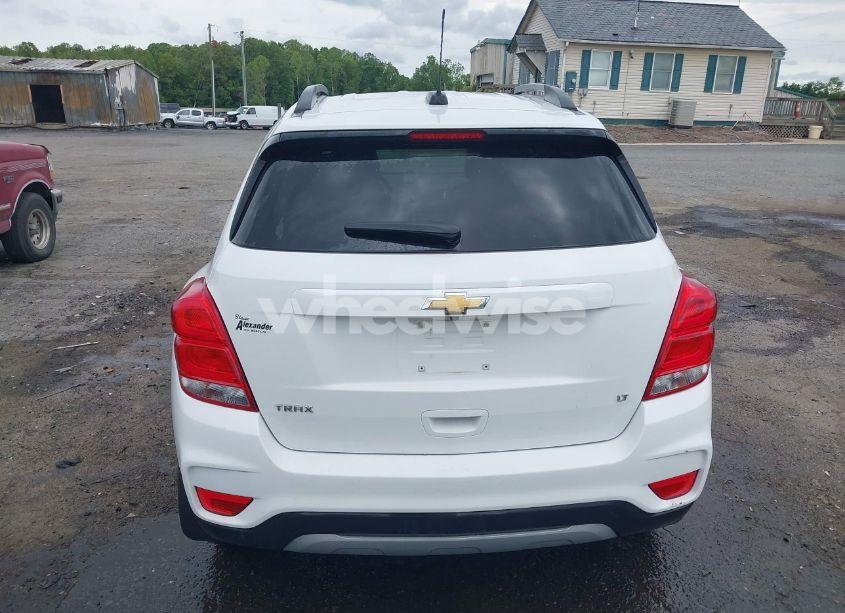 Photo 17 of 2019 Chevrolet Trax LT (VIN KL7CJLSB4KB828096)