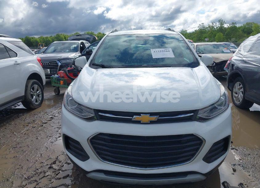 Photo 12 of 2020 Chevrolet Trax FWD LT (VIN KL7CJLSB4LB069208)