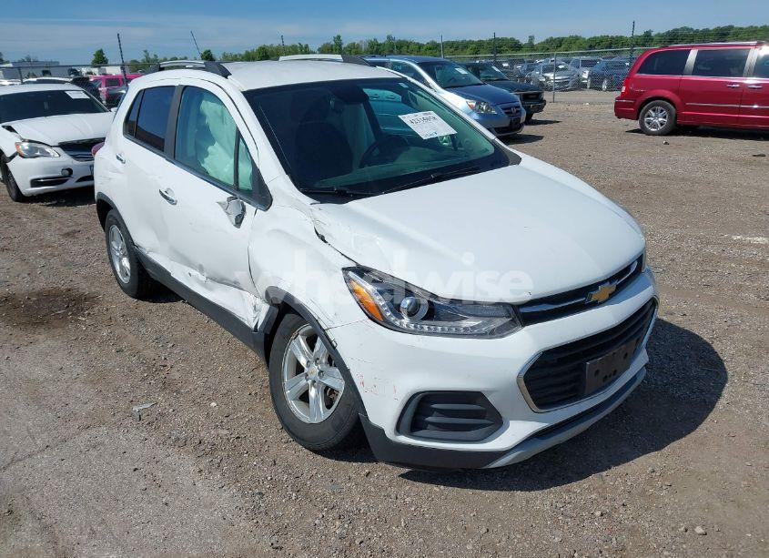 2019 Chevrolet Trax LT (VIN KL7CJLSB5KB771603) main photo