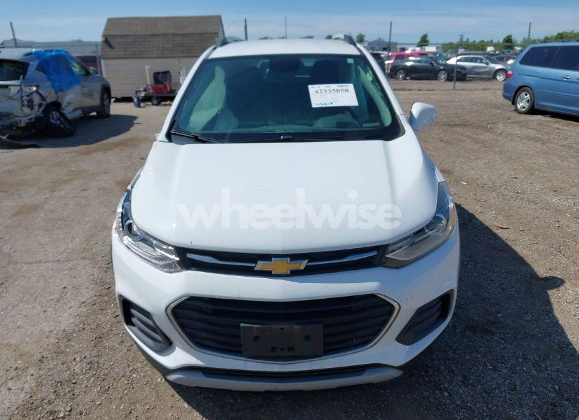 Photo 12 of 2019 Chevrolet Trax LT (VIN KL7CJLSB5KB771603)