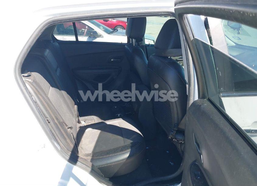 Photo 8 of 2019 Chevrolet Trax LT (VIN KL7CJLSB5KB849555)