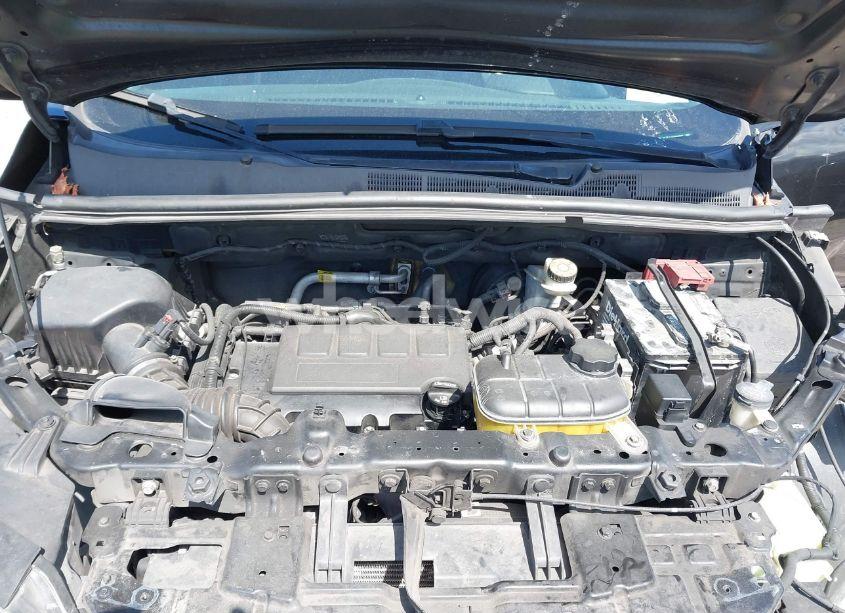 Photo 10 of 2021 Chevrolet Trax FWD LT (VIN KL7CJLSB5MB310193)