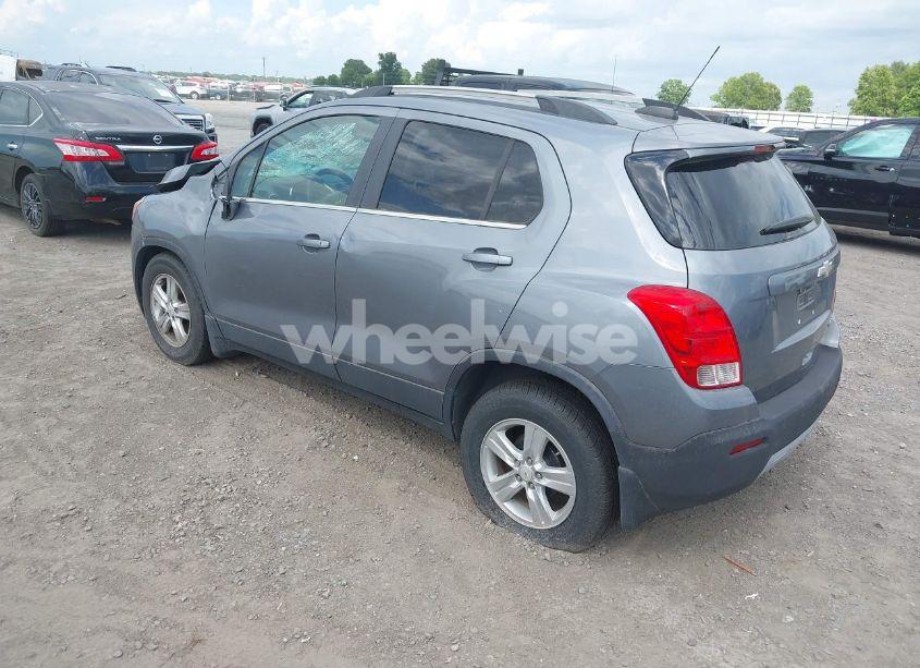 Photo 3 of 2015 Chevrolet Trax LT (VIN KL7CJLSB6FB109910)