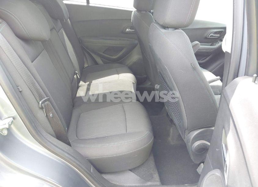 Photo 8 of 2015 Chevrolet Trax LT (VIN KL7CJLSB6FB109910)