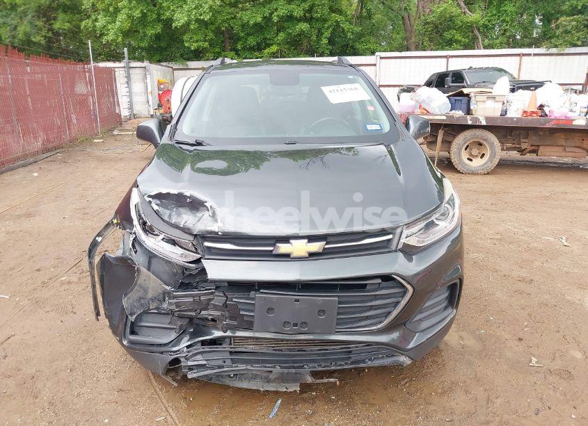 Photo 12 of 2018 Chevrolet Trax LT (VIN KL7CJLSB6JB675672)