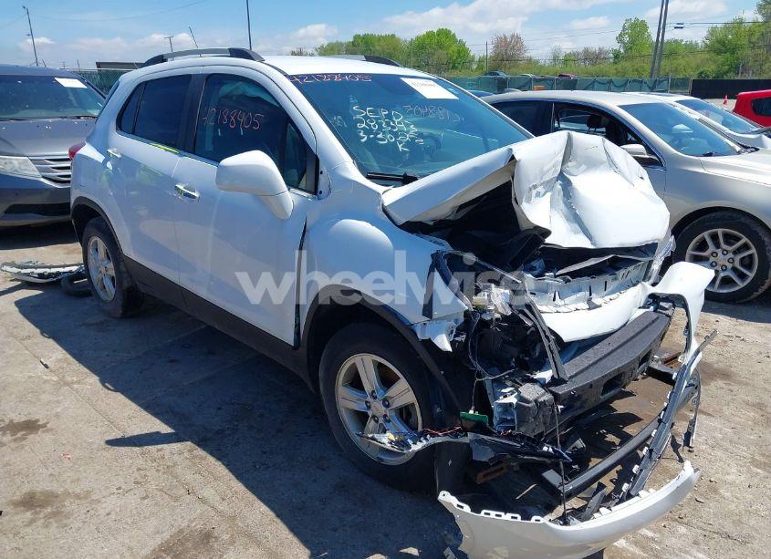 2019 Chevrolet Trax LT (VIN KL7CJLSB6KB911254) main photo