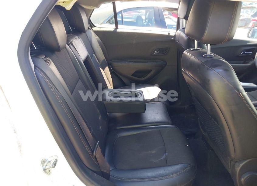 Photo 8 of 2019 Chevrolet Trax LT (VIN KL7CJLSB6KB911254)