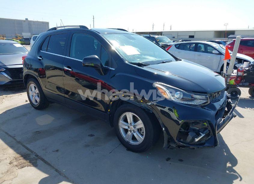 2019 Chevrolet Trax LT (VIN KL7CJLSB6KB956193) main photo