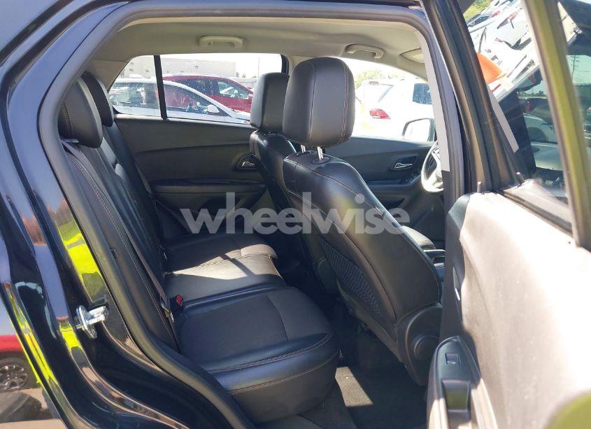 Photo 8 of 2019 Chevrolet Trax LT (VIN KL7CJLSB6KB956193)