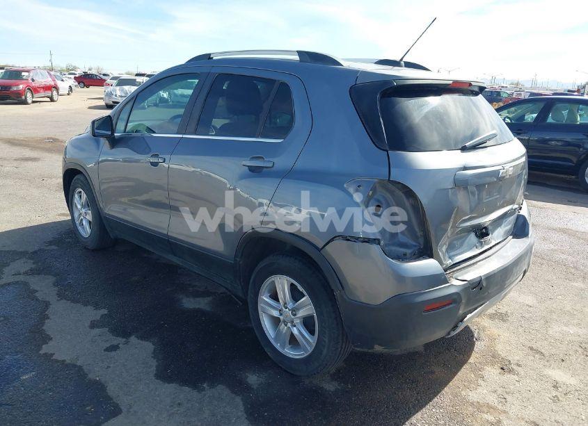 Photo 3 of 2015 Chevrolet Trax LT (VIN KL7CJLSB7FB149719)