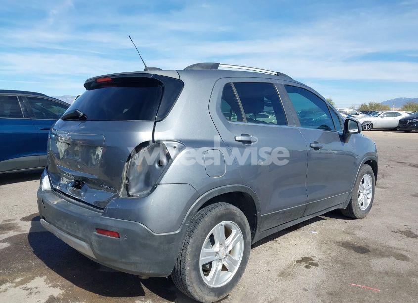 Photo 4 of 2015 Chevrolet Trax LT (VIN KL7CJLSB7FB149719)