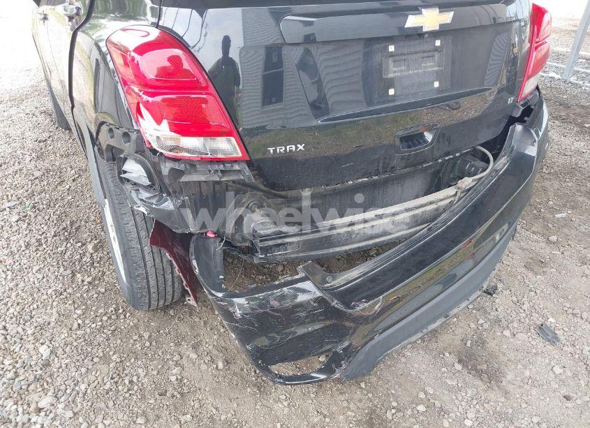 Photo 6 of 2019 Chevrolet Trax LT (VIN KL7CJLSB7KB744032)
