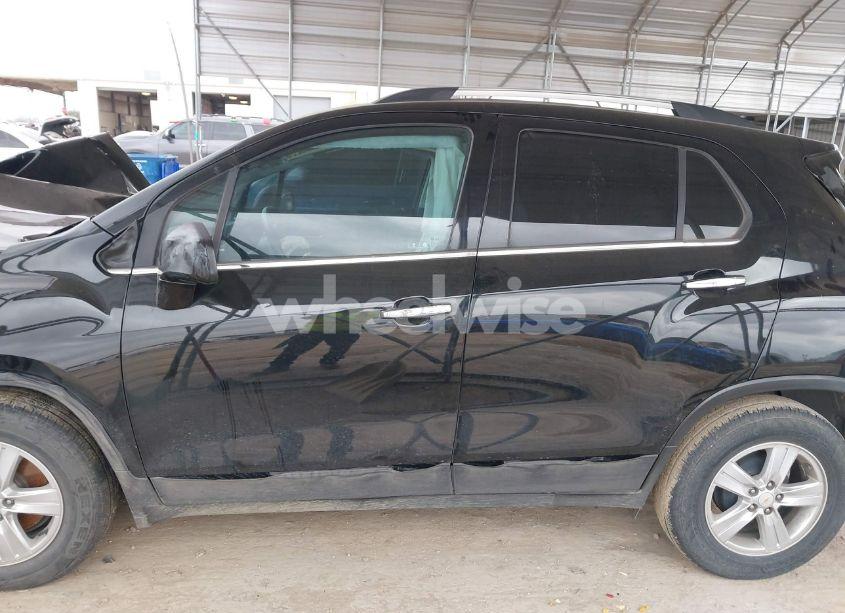 Photo 14 of 2019 Chevrolet Trax LT (VIN KL7CJLSB7KB954386)