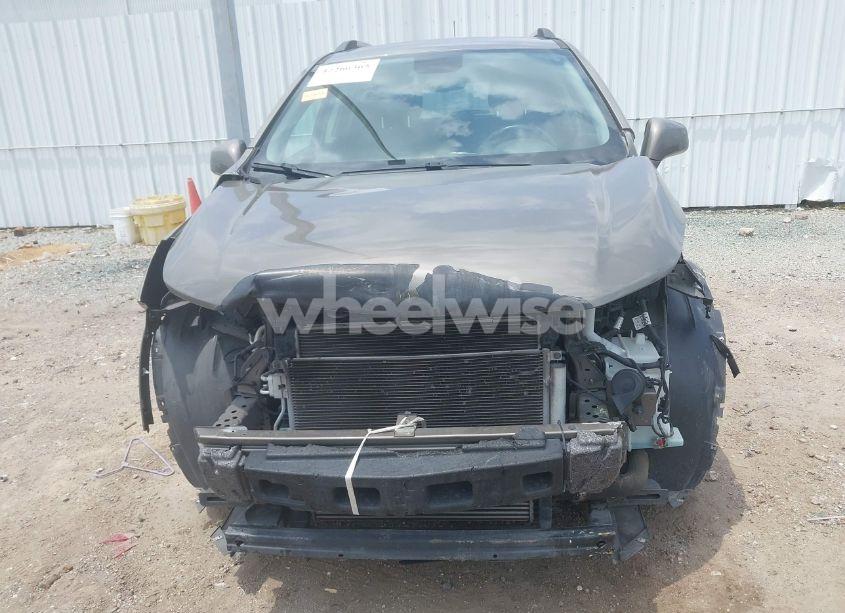 Photo 13 of 2020 Chevrolet Trax FWD LT (VIN KL7CJLSB7LB351195)