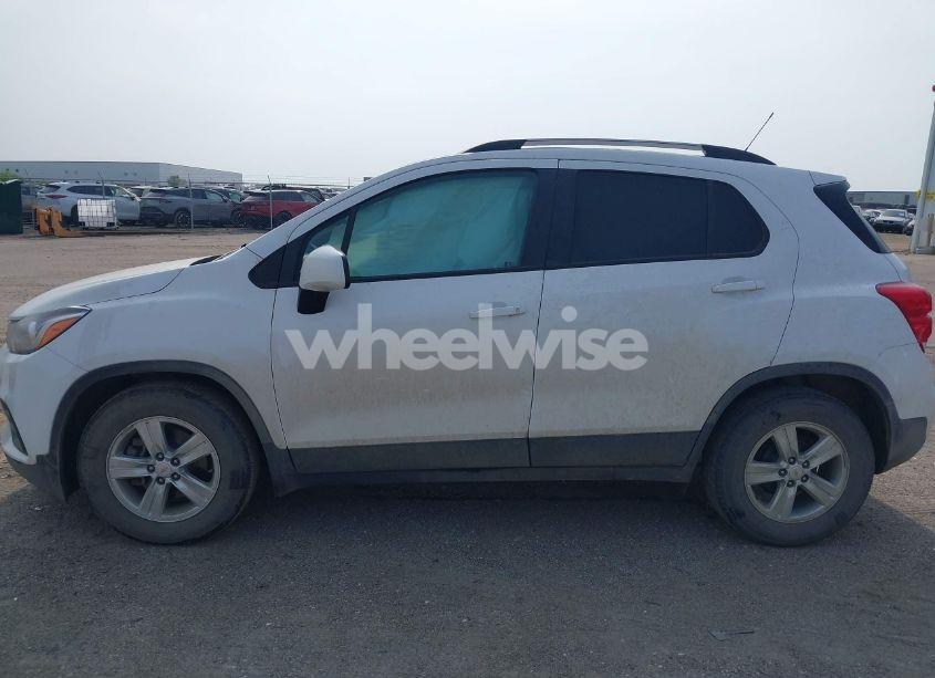 Photo 14 of 2021 Chevrolet Trax FWD LT (VIN KL7CJLSB7MB329750)