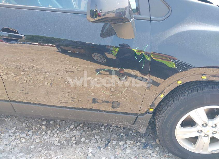 Photo 19 of 2021 Chevrolet Trax FWD LT (VIN KL7CJLSB7MB332907)