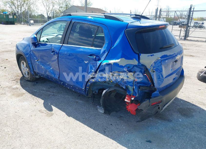 Photo 3 of 2016 Chevrolet Trax LT (VIN KL7CJLSB8GB535860)