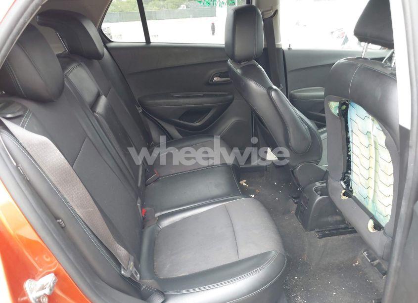 Photo 8 of 2016 Chevrolet Trax LT (VIN KL7CJLSB8GB723729)