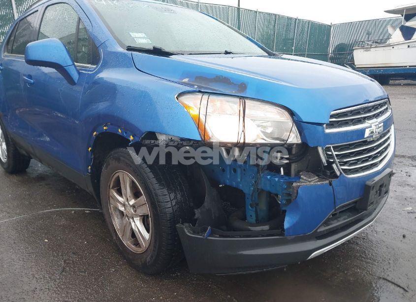 Photo 6 of 2016 Chevrolet Trax LT (VIN KL7CJLSB9GB569824)