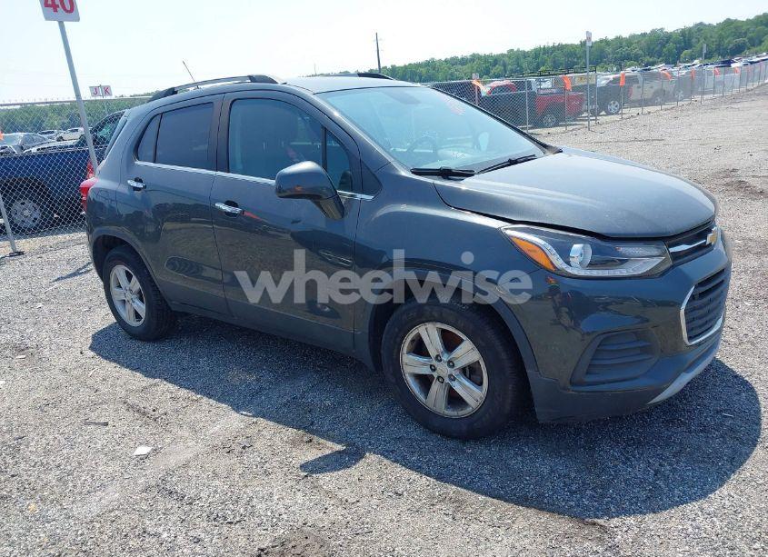 2017 Chevrolet Trax LT (VIN KL7CJLSB9HB201239) main photo