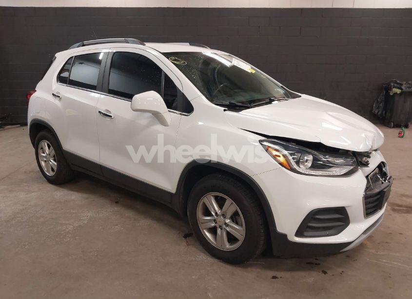 2019 Chevrolet Trax LT (VIN KL7CJLSB9KB831883) main photo