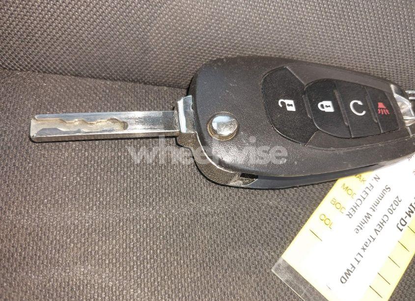 Photo 11 of 2020 Chevrolet Trax FWD LT (VIN KL7CJLSB9LB316058)