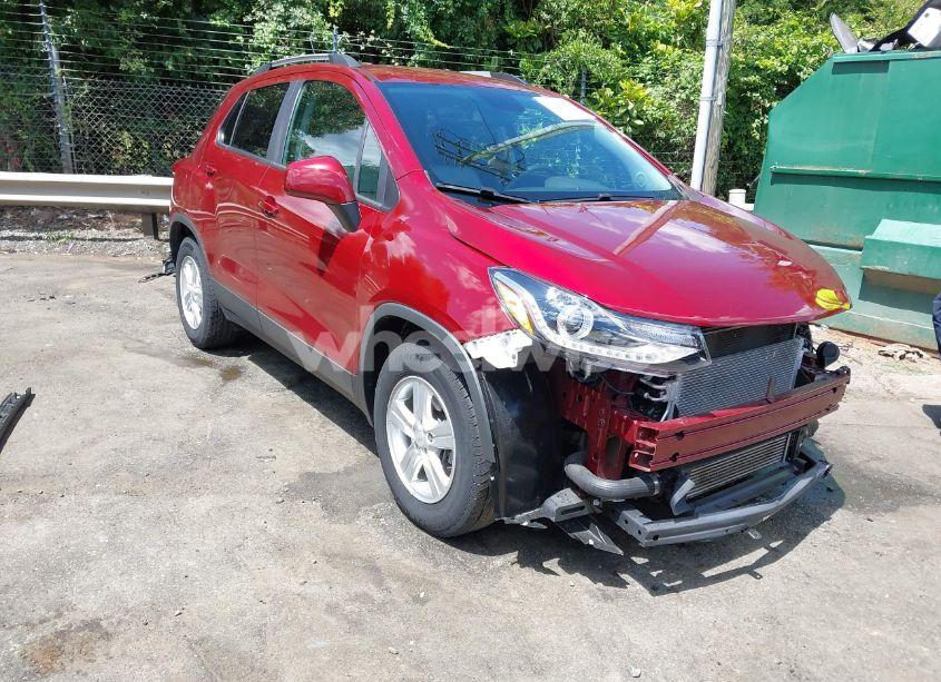 2021 Chevrolet Trax FWD LT (VIN KL7CJLSB9MB329555) main photo