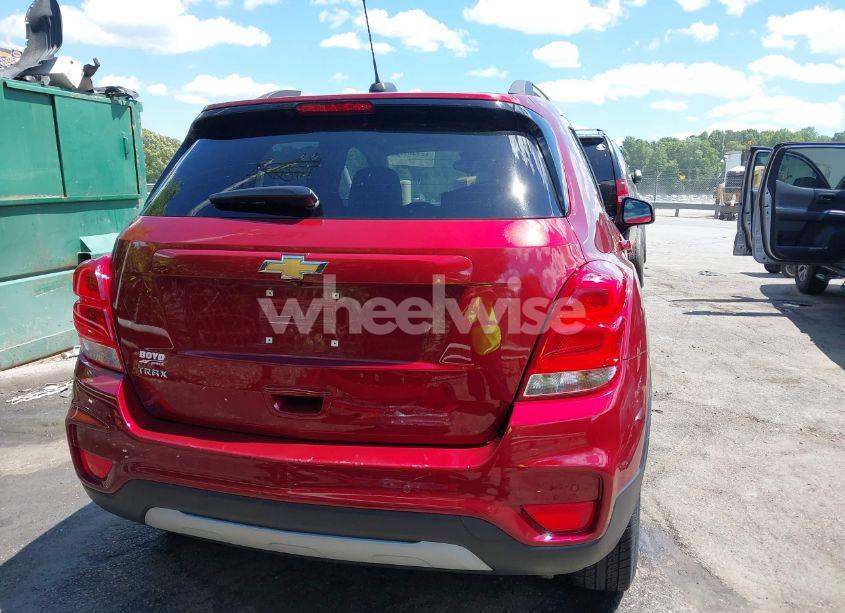 Photo 17 of 2021 Chevrolet Trax FWD LT (VIN KL7CJLSB9MB329555)