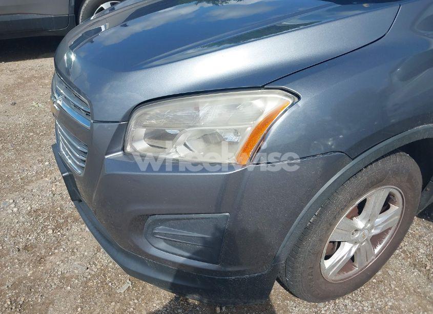 Photo 6 of 2015 Chevrolet Trax LT (VIN KL7CJLSBXFB059478)