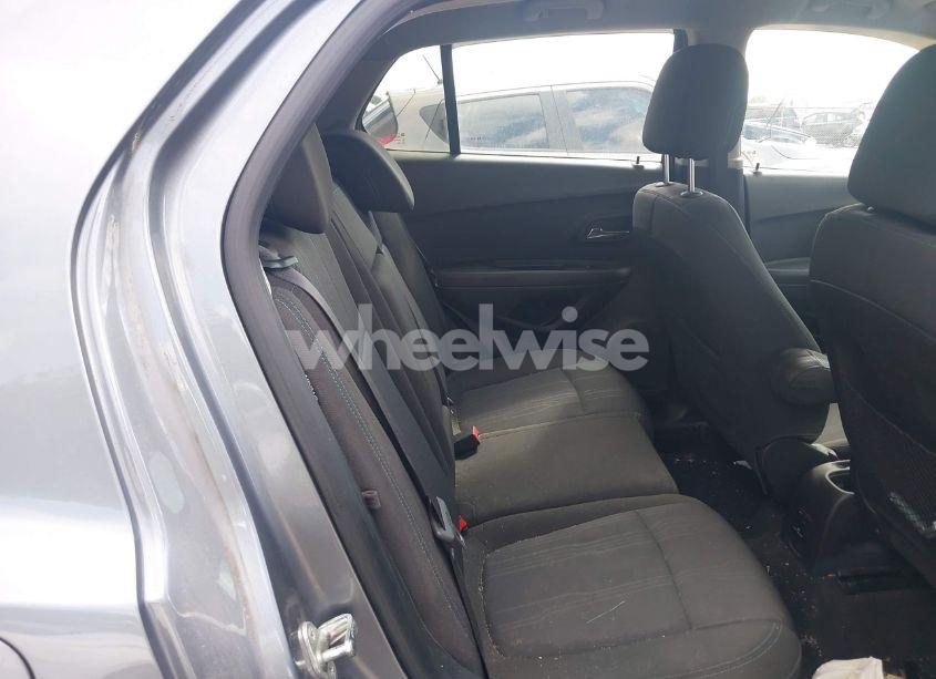 Photo 8 of 2015 Chevrolet Trax LT (VIN KL7CJLSBXFB059478)