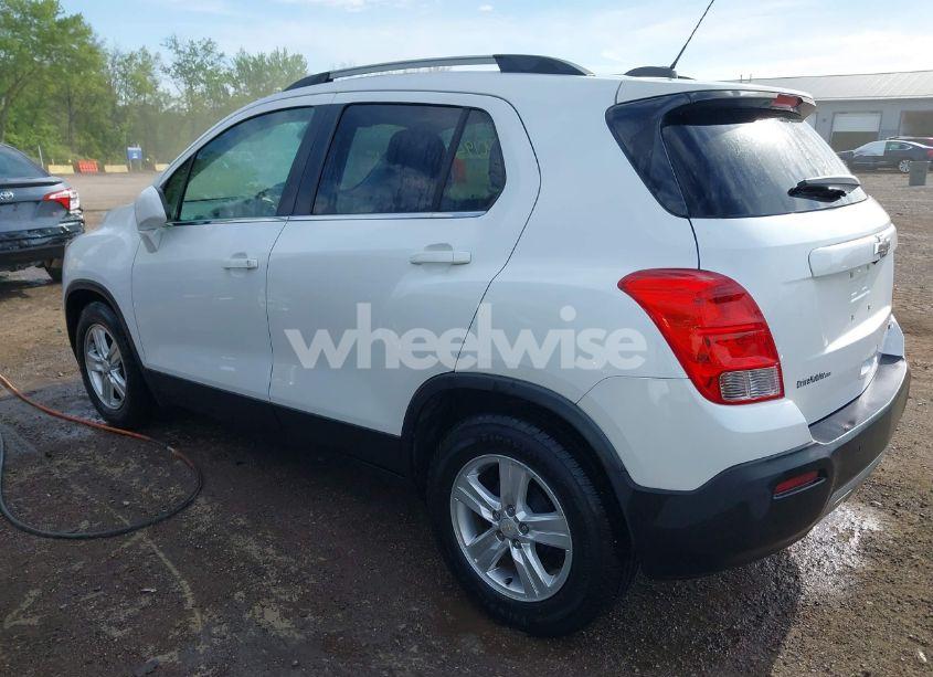 Photo 3 of 2015 Chevrolet Trax LT (VIN KL7CJLSBXFB077513)
