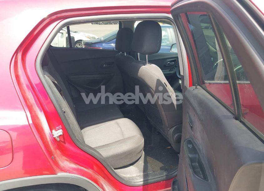 Photo 8 of 2015 Chevrolet Trax LT (VIN KL7CJLSBXFB153599)