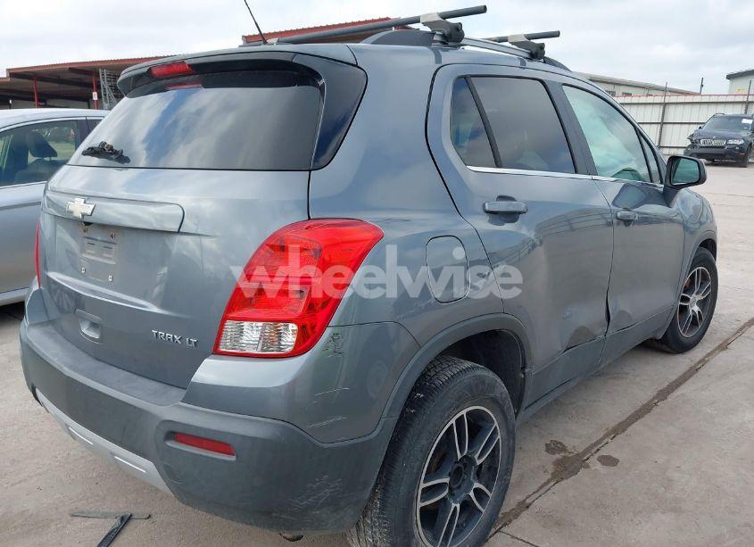 Photo 4 of 2015 Chevrolet Trax LT (VIN KL7CJLSBXFB156096)