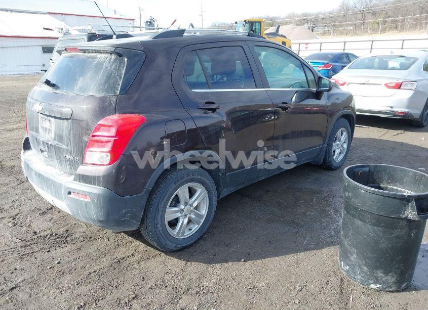 Photo 4 of 2015 Chevrolet Trax LT (VIN KL7CJLSBXFB182617)