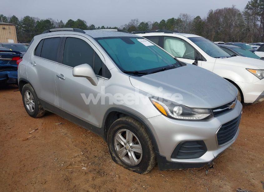 2019 Chevrolet Trax LT (VIN KL7CJLSBXKB917249) main photo