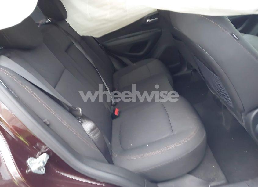 Photo 8 of 2020 Chevrolet Trax FWD LT (VIN KL7CJLSBXLB346928)