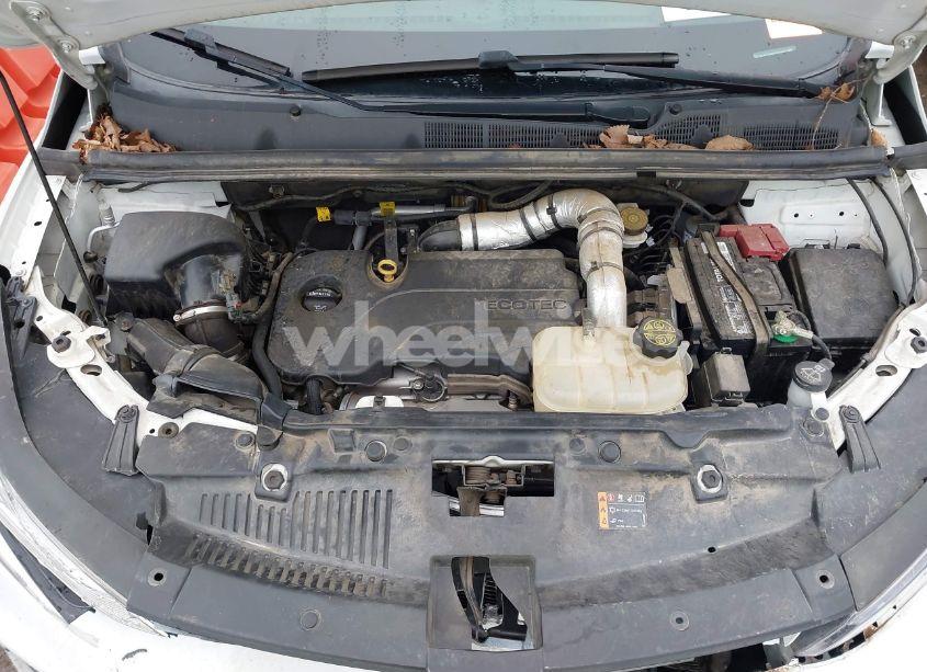 Photo 10 of 2022 Chevrolet Trax FWD LT (VIN KL7CJLSM4NB500909)