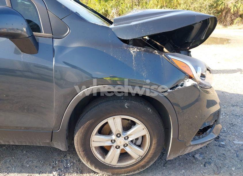 Photo 17 of 2022 Chevrolet Trax FWD LT (VIN KL7CJLSM5NB530968)