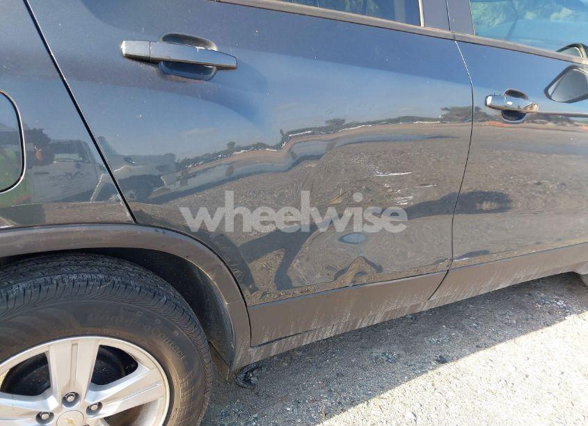 Photo 18 of 2022 Chevrolet Trax FWD LT (VIN KL7CJLSM5NB530968)