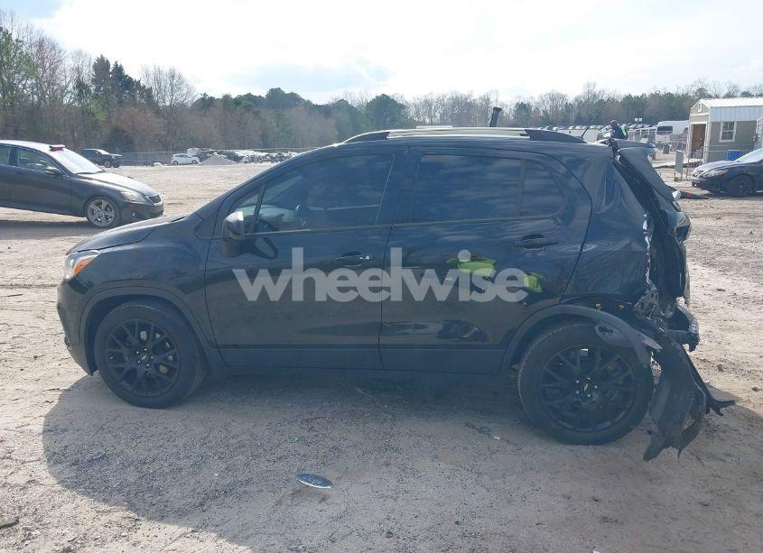 Photo 14 of 2022 Chevrolet Trax FWD LT (VIN KL7CJLSM7NB513928)