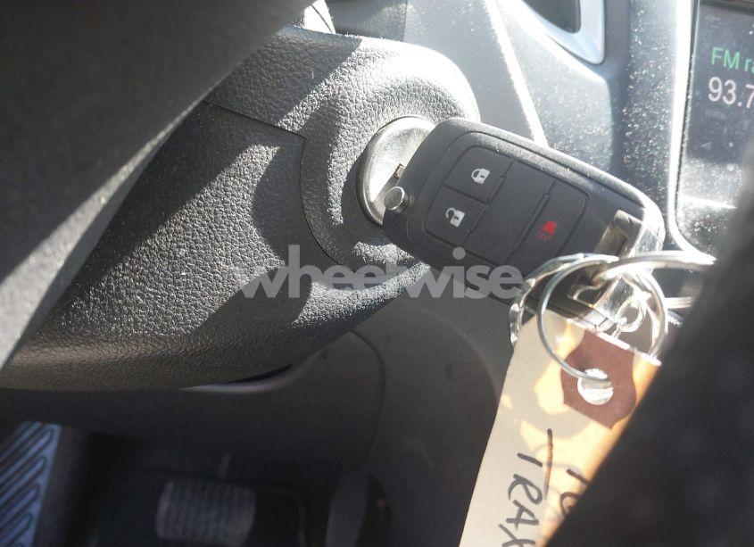 Photo 11 of 2016 Chevrolet Trax 1LS (VIN KL7CJNSB0GB695291)