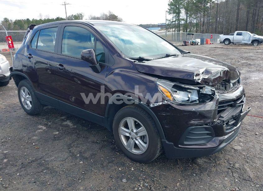2020 Chevrolet Trax AWD LS (VIN KL7CJNSB2LB336065) main photo