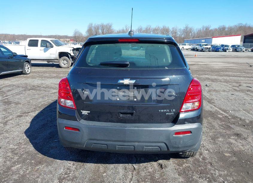 Photo 16 of 2016 Chevrolet Trax 1LS (VIN KL7CJNSB3GB650877)