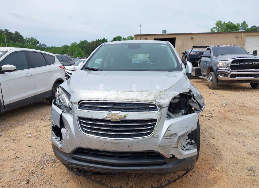 Photo 11 of 2016 Chevrolet Trax 1LS (VIN KL7CJNSB3GB759579)