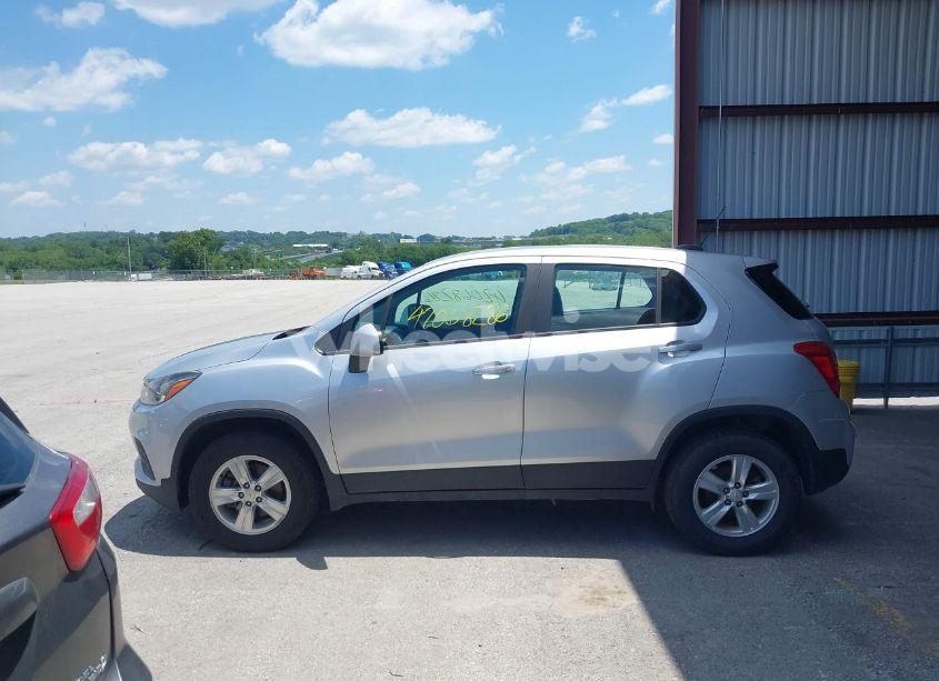 Photo 14 of 2018 Chevrolet Trax LS (VIN KL7CJNSB5JB575431)