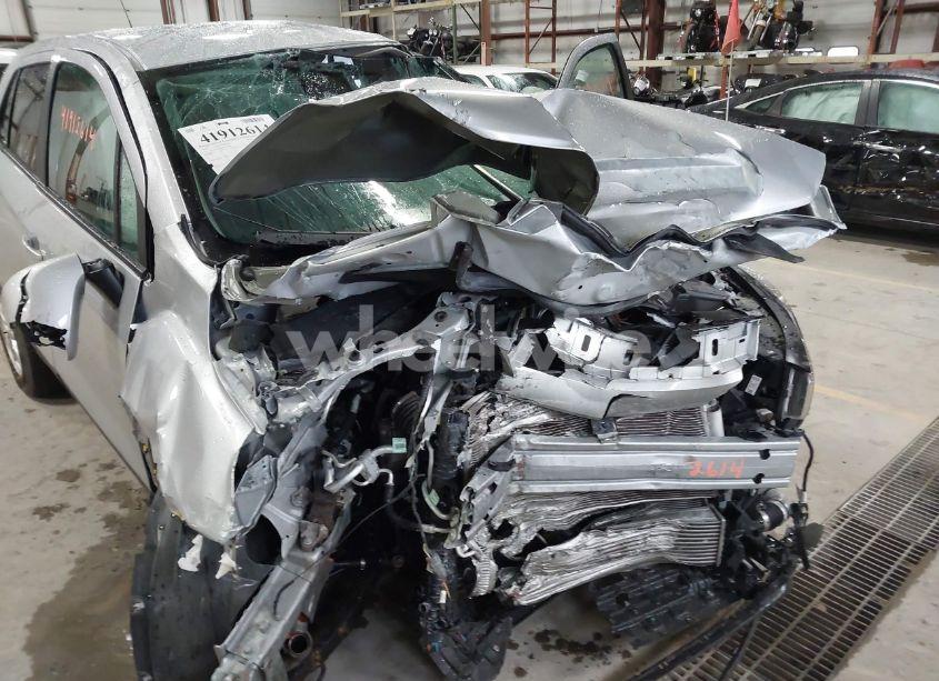 Photo 6 of 2022 Chevrolet Trax AWD LS (VIN KL7CJNSM6NB526794)