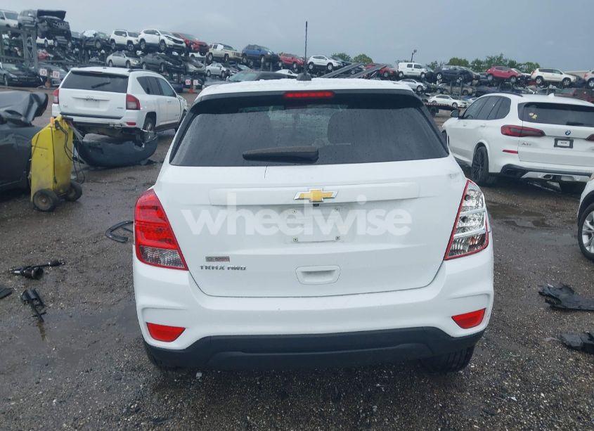 Photo 17 of 2022 Chevrolet Trax AWD LS (VIN KL7CJNSM7NB543376)